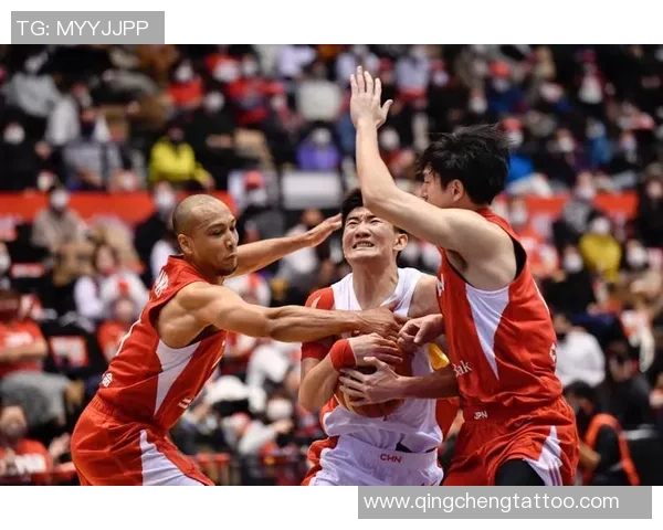 广州篮球队在世界杯预选赛中以99分稳居积分榜首位展现强劲实力