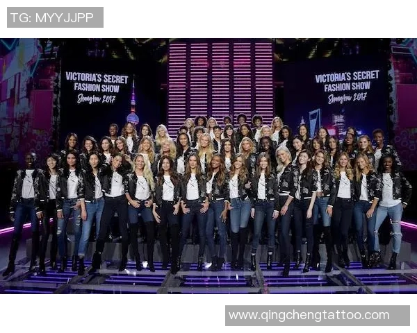 足球明星与维密天使的华丽碰撞揭秘他们背后的运动与时尚故事 足球明星与维密天使的华丽碰撞揭秘他们背后的运动与时尚故事